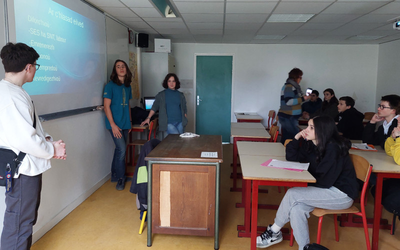 Premier concours d'éloquence de Diwan : an erminig helavar